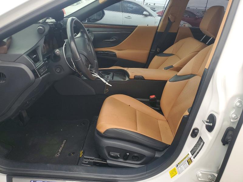 صورة رقم 7 من المزاد - 2025 LEXUS ES 300H مع VIN 58ADA1C13SU067264