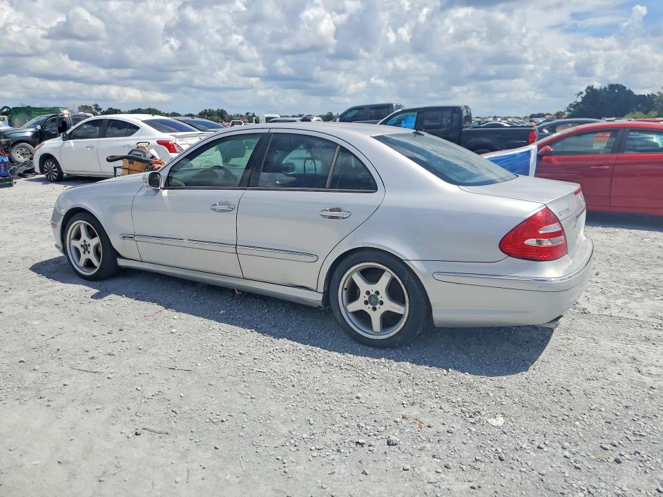 Zdjęcie 2 z aukcji – 2005 MERCEDES-BENZ E z VIN WDBUF70J45A761356