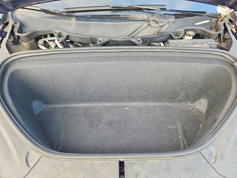 Фото 11 с аукциона – 2016 TESLA MODEL X с VIN 5YJXCAE29GF015968