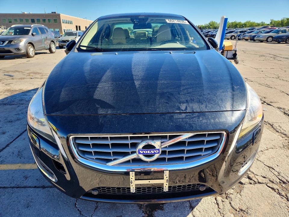 Photo 5 from auction – 2013 VOLVO S60 with VIN YV1612FH1D2188709