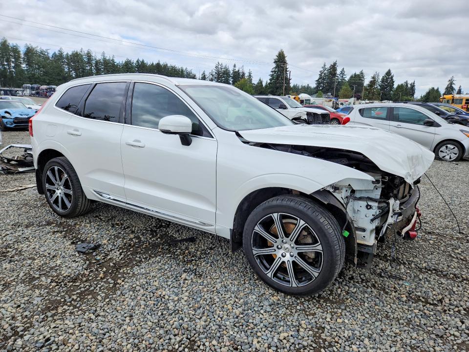 Foto 4 de la subasta – 2018 VOLVO XC60 con VIN YV4A22RL0J1035461