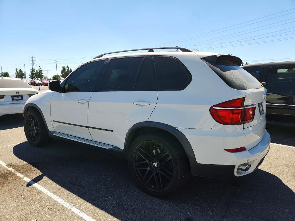 Photo 2 from auction – 2011 BMW X5 with VIN 5UXZW0C59BL371039