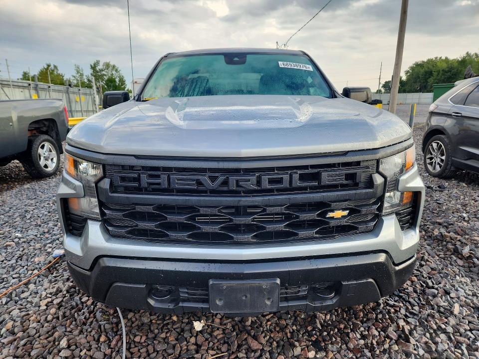 Снимка 5 от търг – 2023 CHEVROLET SILVERADO с VIN 1GCRDAEK2PZ220273
