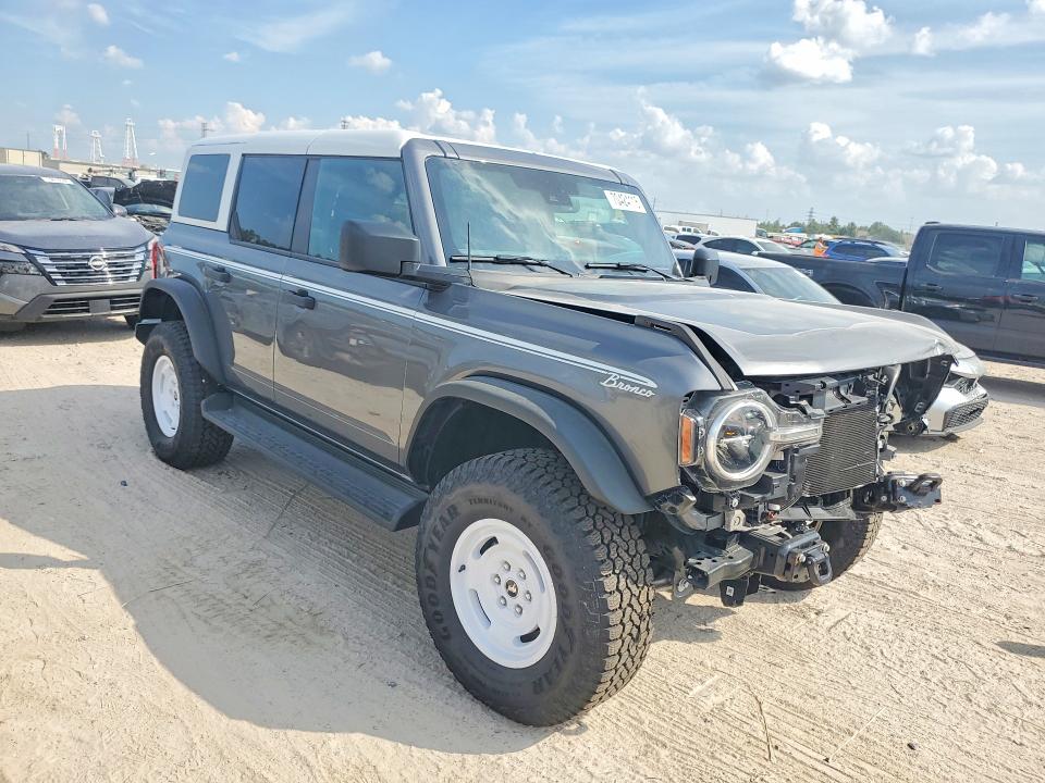 Zdjęcie 4 z aukcji – 2025 FORD BRONCO z VIN 1FMEE4DP9SLA93720