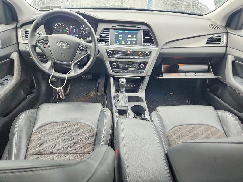 Снимка 8 от търг – 2017 HYUNDAI SONATA с VIN 5NPE34AFXHH446226