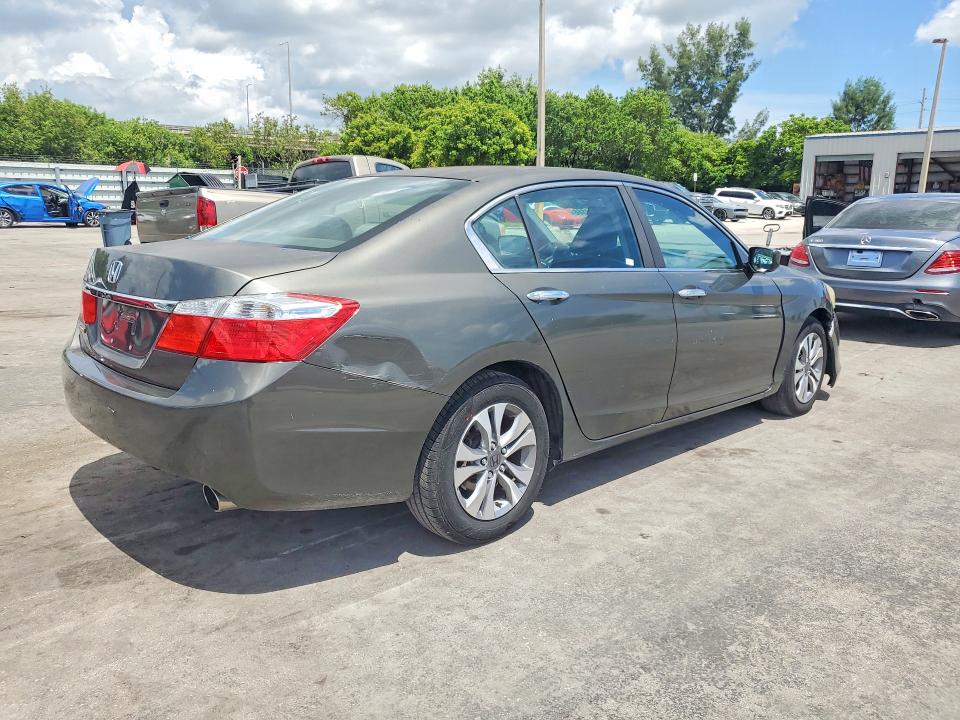 Photo 3 from auction – 2014 HONDA ACCORD with VIN 1HGCR2F34EA006404