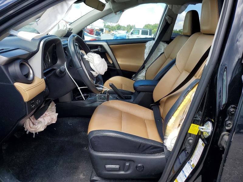Photo 7 from auction – 2017 TOYOTA RAV4 with VIN 2T3DFREV4HW633990
