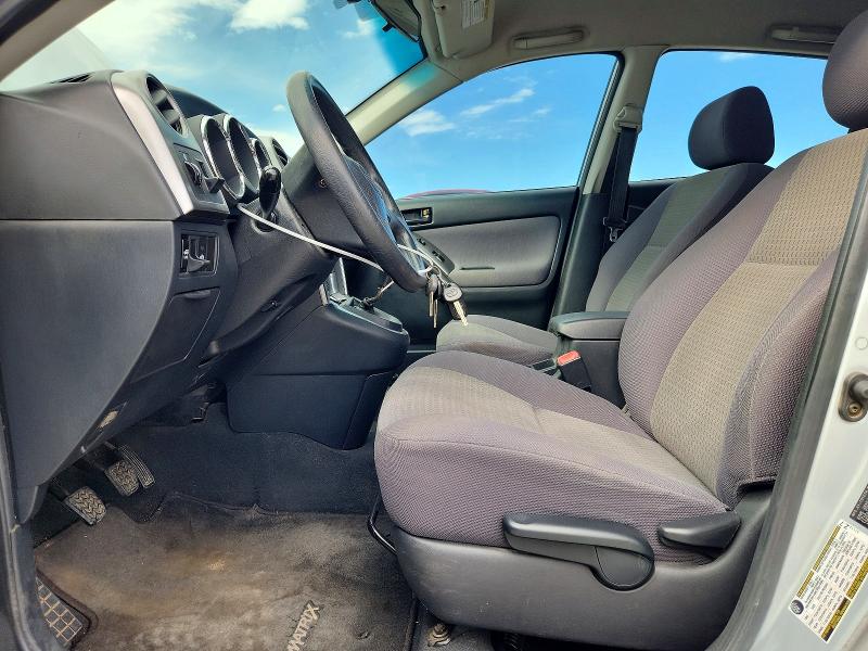 Снимка 7 от търг – 2006 TOYOTA MATRIX с VIN 2T1KR32E76C601171