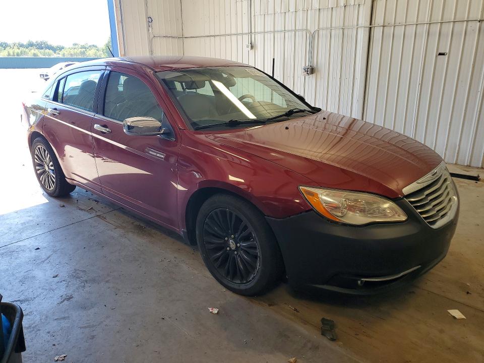Photo 4 from auction – 2013 CHRYSLER 200 with VIN 1C3CCBCG3DN515841