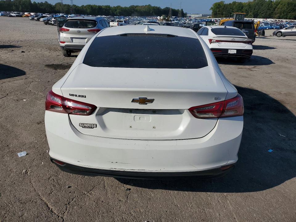 Photo 6 from auction – 2020 CHEVROLET MALIBU with VIN 1G1ZD5ST3LF107067
