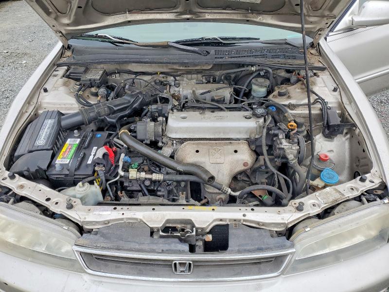 Photo 11 from auction – 1996 HONDA ACCORD with VIN 1HGCD5682TA119261
