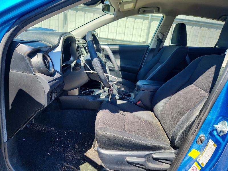 Photo 7 from auction – 2017 TOYOTA RAV4 with VIN JTMZFREV2HJ124145