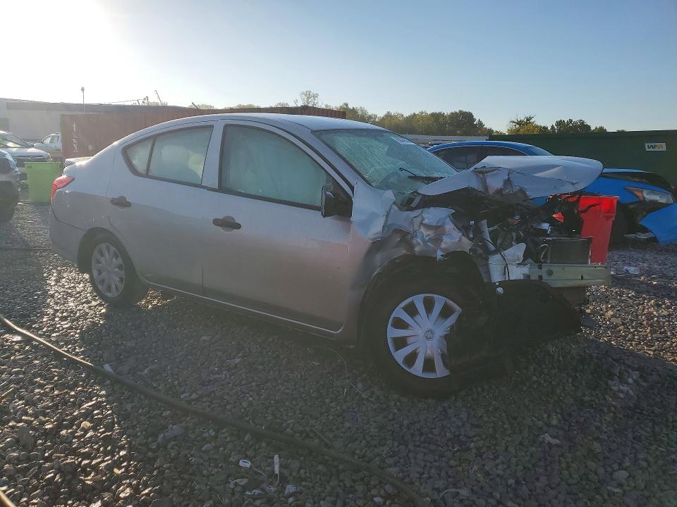 Снимка 4 от търг – 2019 NISSAN VERSA с VIN 3N1CN7AP8KL820273