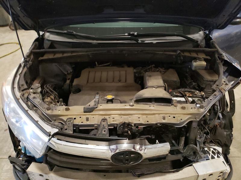 Снимка 12 от търг – 2015 TOYOTA HIGHLANDER с VIN 5TDJKRFH8FS108372