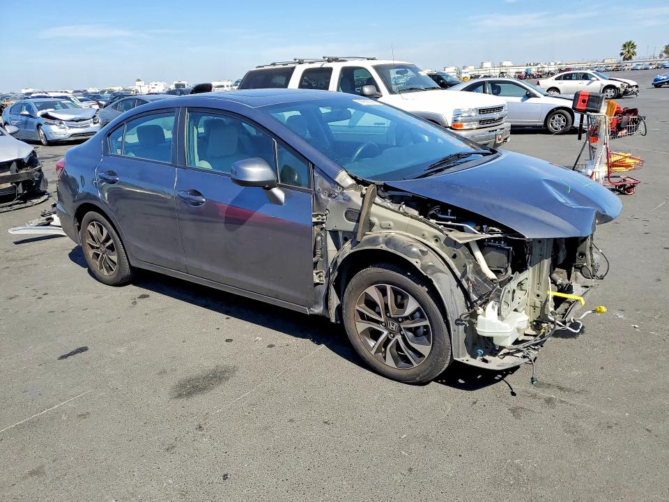 Снимка 4 от търг – 2013 HONDA CIVIC с VIN 19XFB2F97DE252427