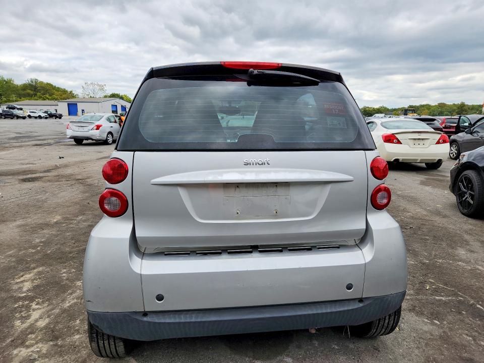 Zdjęcie 6 z aukcji – 2008 SMART FORTWO z VIN WMEEJ31X88K085008