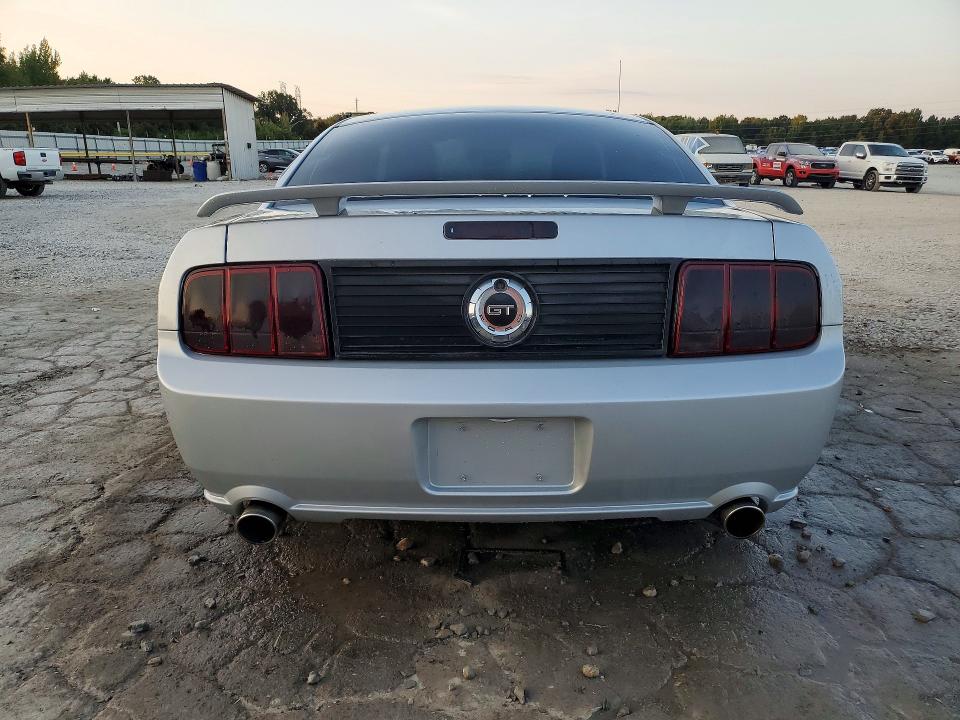 Photo 6 from auction – 2006 FORD MUSTANG with VIN 1ZVFT82H765259239