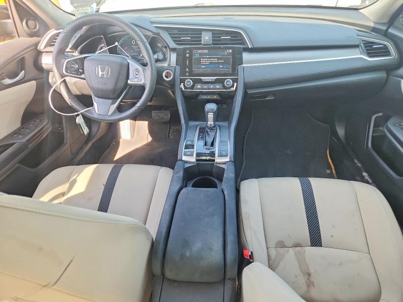 Zdjęcie 8 z aukcji – 2018 HONDA CIVIC z VIN 19XFC2F72JE010913