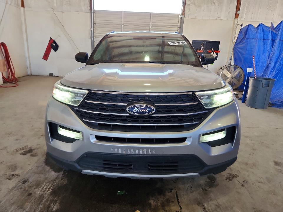Снимка 5 от търг – 2023 FORD EXPLORER с VIN 1FMSK8DH0PGC04716