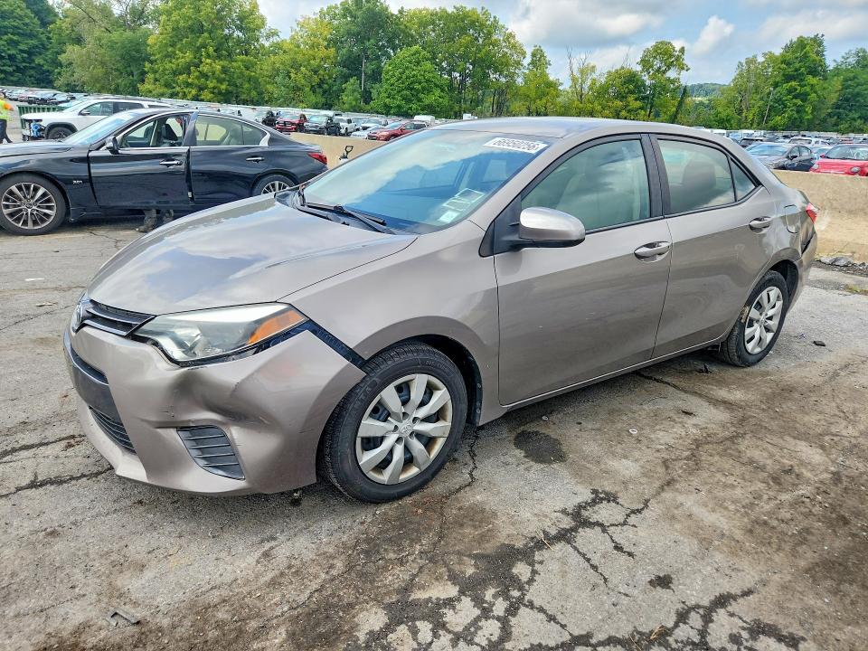TOYOTA COROLLA 2015 с VIN 2T1BURHE4FC426483 - Фото с аукциона