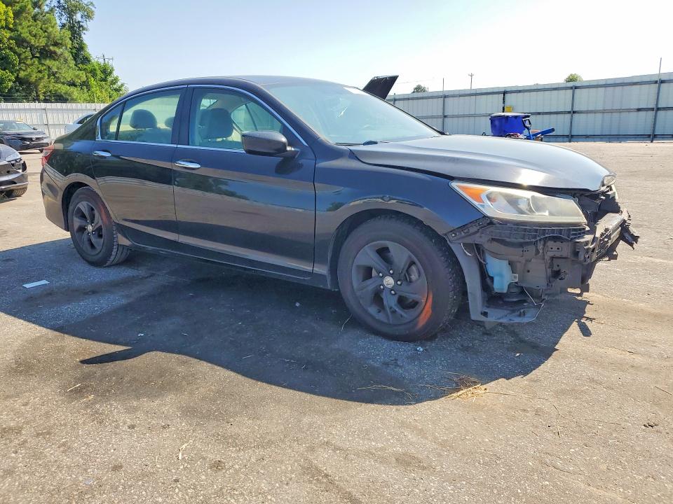 Photo 4 from auction – 2017 HONDA ACCORD with VIN 1HGCR2F35HA280358