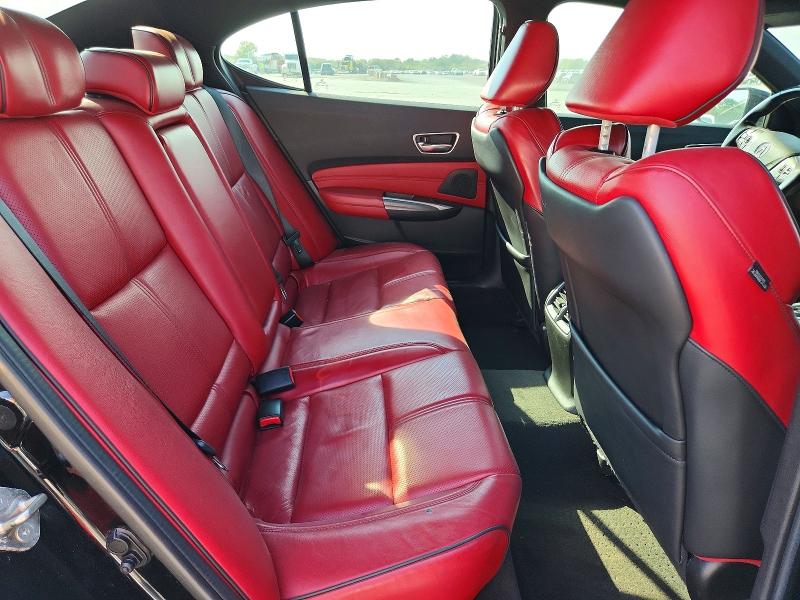 Photo 10 from auction – 2019 ACURA TLX with VIN 19UUB2F62KA009526