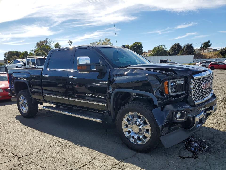 صورة رقم 4 من المزاد - 2016 GMC SIERRA مع VIN 1GT12UE87GF148223
