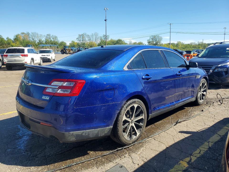 Снимка 3 от търг – 2015 FORD TAURUS с VIN 1FAHP2KT6FG199420