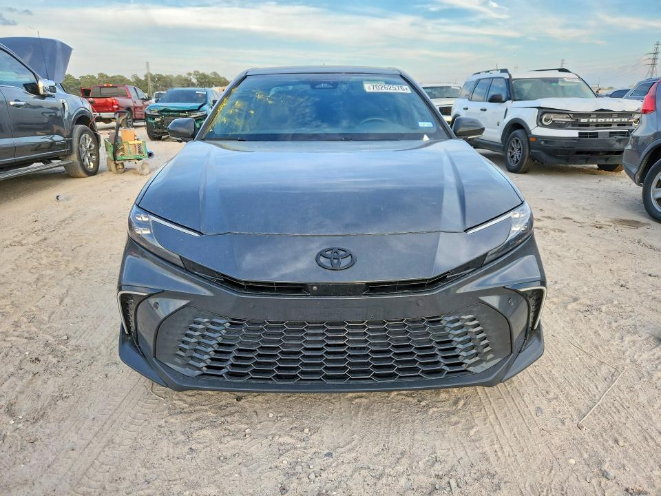 Снимка 5 от търг – 2025 TOYOTA CAMRY с VIN 4T1DAACK1SU567536