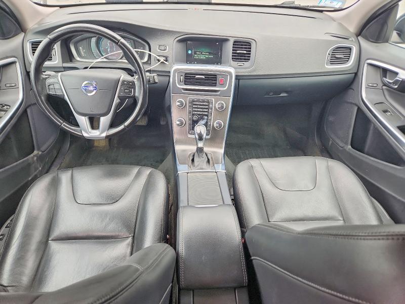 Photo 8 from auction – 2015 VOLVO V60 with VIN YV140MEK8F1260808