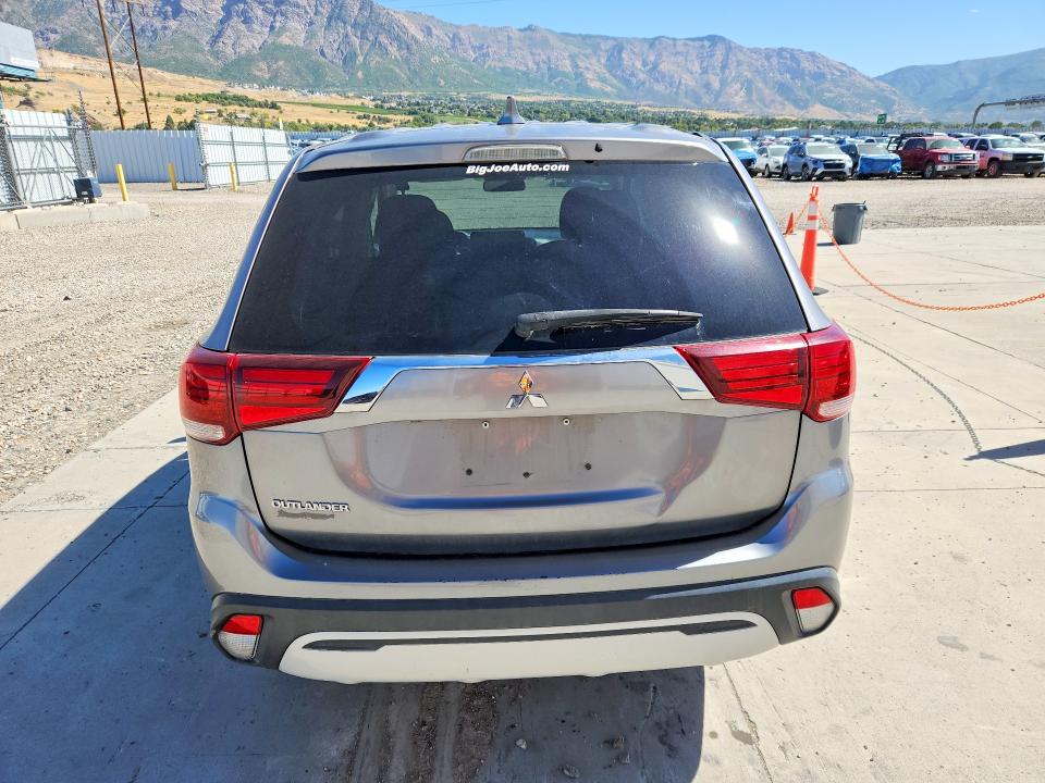 Photo 6 from auction – 2020 MITSUBISHI OUTLANDER with VIN JA4AD2A30LZ039047