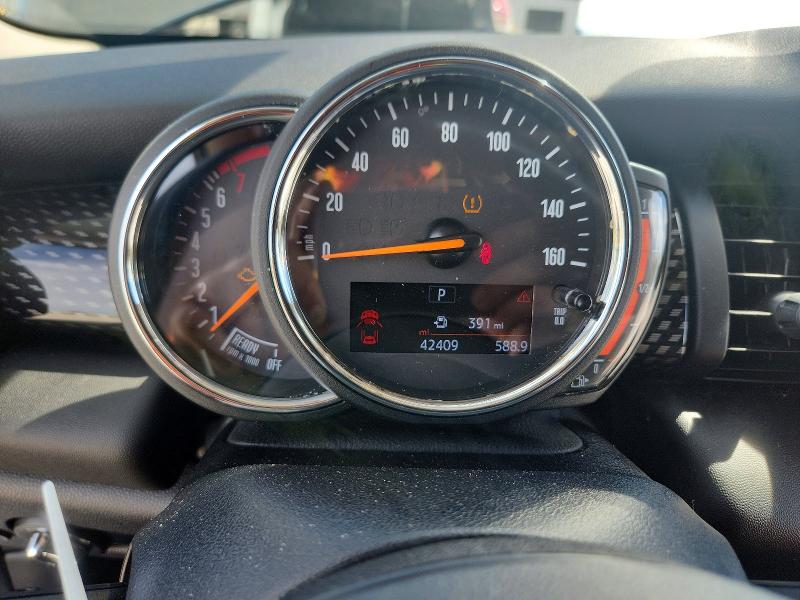 Photo 9 from auction – 2021 MINI COOPER with VIN WMWXR5C07M2M94989