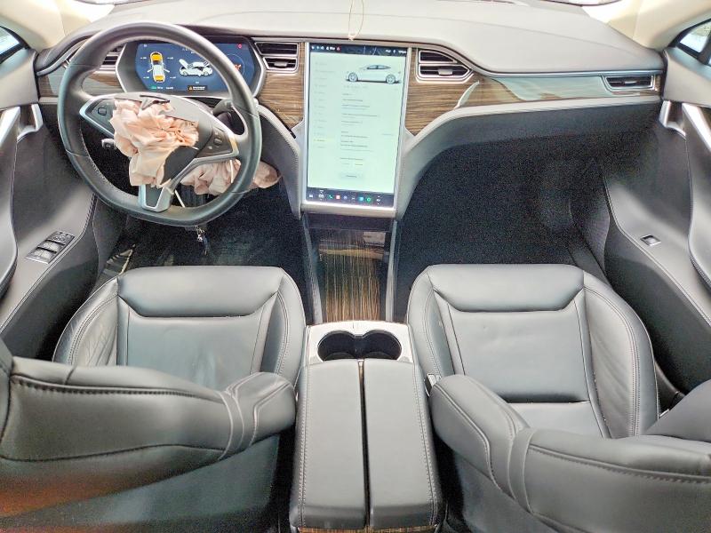 Photo 8 from auction – 2015 TESLA MODEL S with VIN 5YJSA1S11FF081182