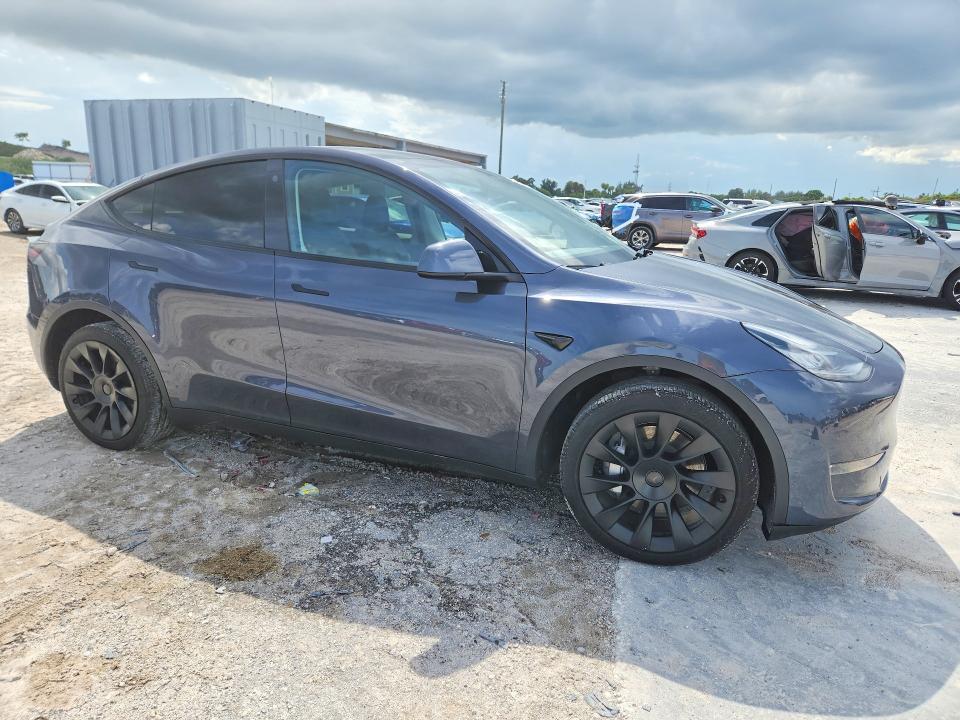 Photo 4 from auction – 2023 TESLA MODEL Y with VIN 7SAYGDEE7PA078653