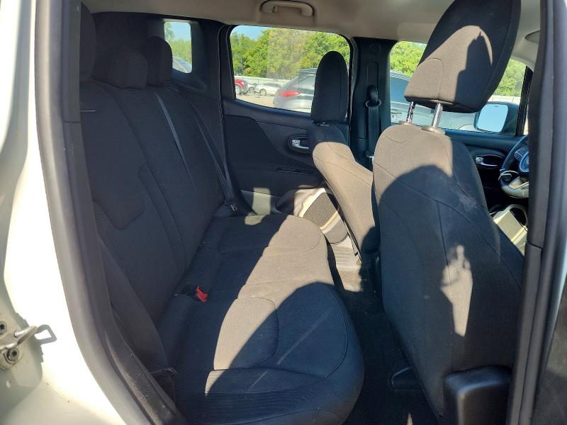 Photo 11 from auction – 2017 JEEP RENEGADE with VIN ZACCJBAB1HPG64738