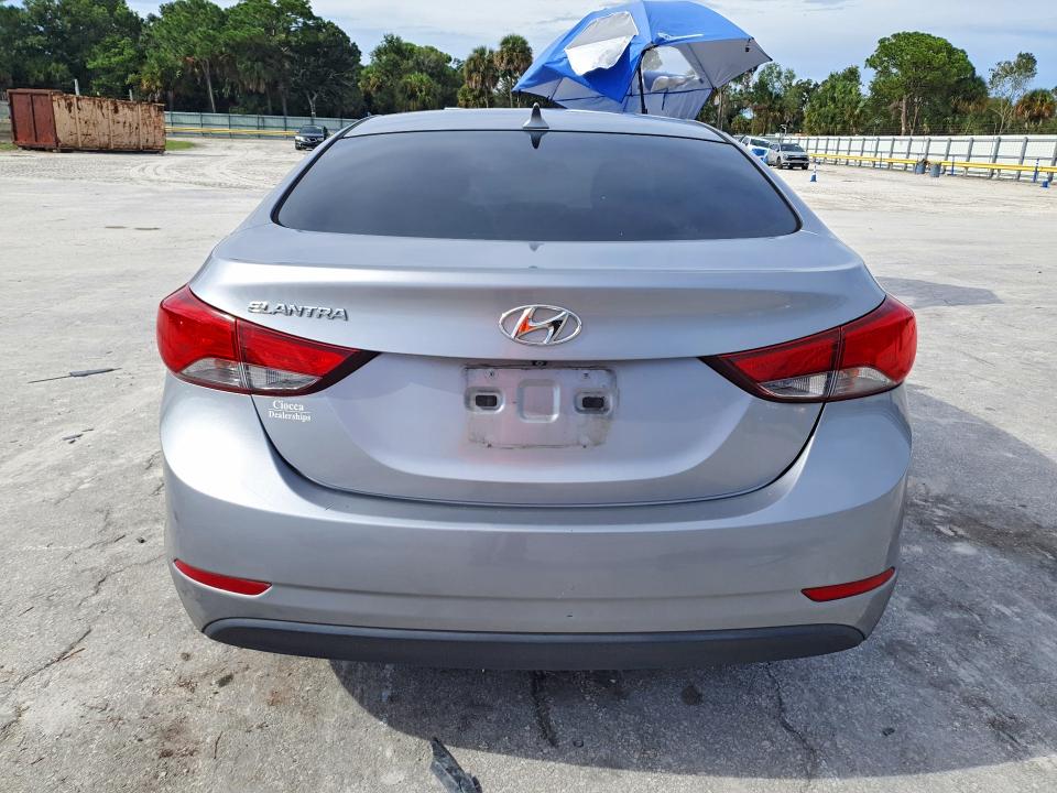 Photo 6 from auction – 2015 HYUNDAI ELANTRA with VIN 5NPDH4AE3FH568895