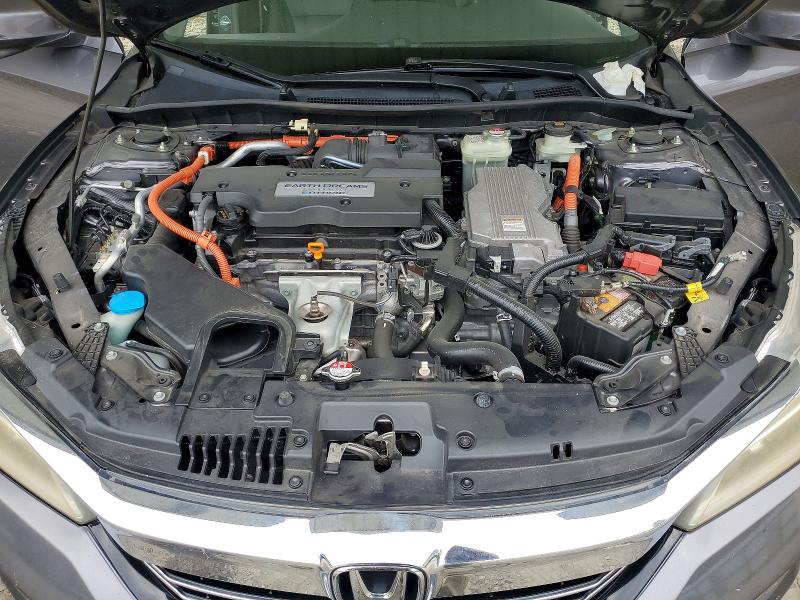 Photo 11 from auction – 2017 HONDA ACCORD with VIN JHMCR6F72HC022164