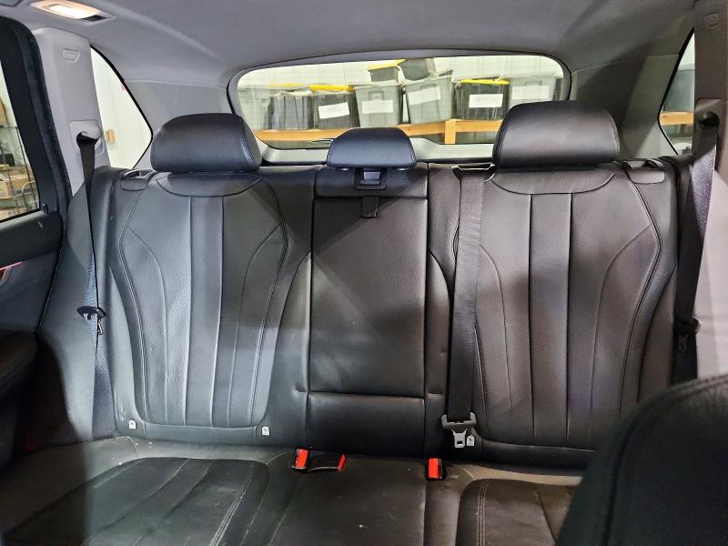 صورة رقم 10 من المزاد - 2015 BMW X5 مع VIN 5UXKR0C56F0P12641