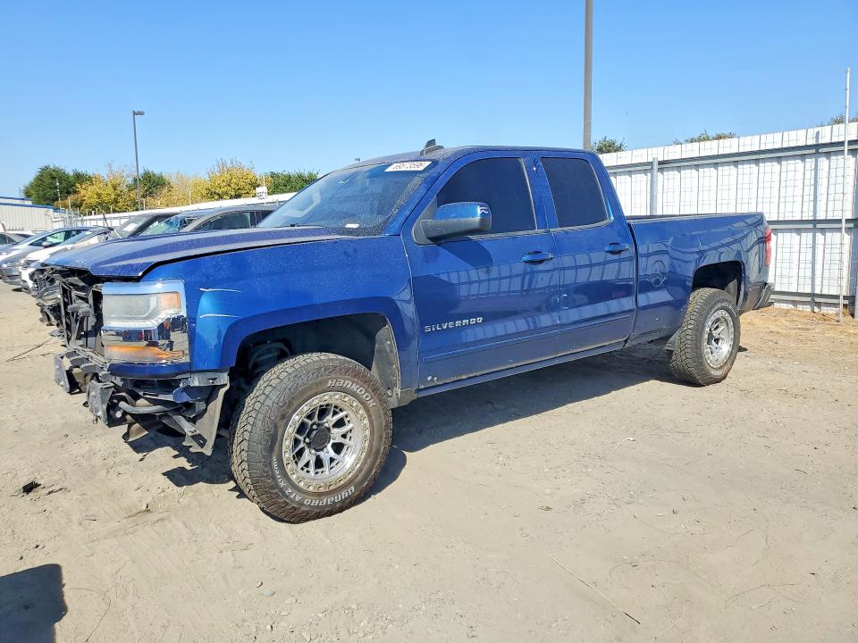 CHEVROLET SILVERADO 2016 with VIN 1GCRCREH7GZ202664 - Photo from auction