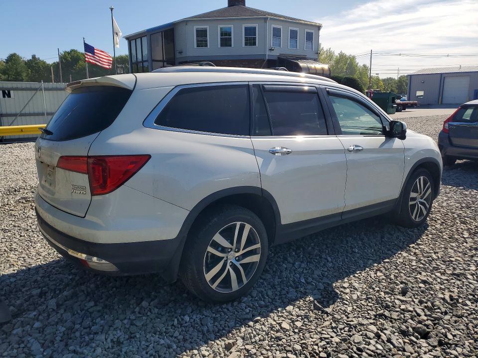 Photo 3 from auction – 2016 HONDA PILOT with VIN 5FNYF6H92GB003629