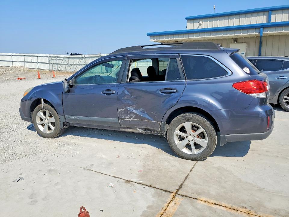 Фото 2 с аукциона – 2014 SUBARU OUTBACK с VIN 4S4BRBCC0E3247181