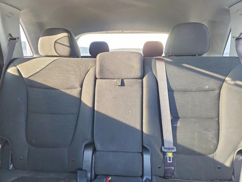 Photo 10 from auction – 2015 KIA SORENTO with VIN 5XYKTDA76FG614721