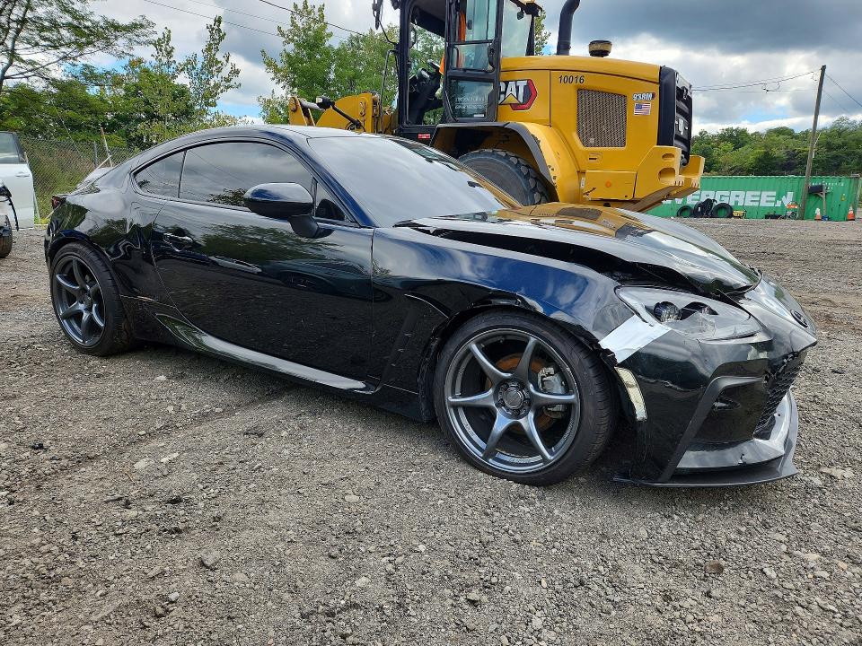 Zdjęcie 4 z aukcji – 2023 TOYOTA GR 86 z VIN JF1ZNBE1XP9762902