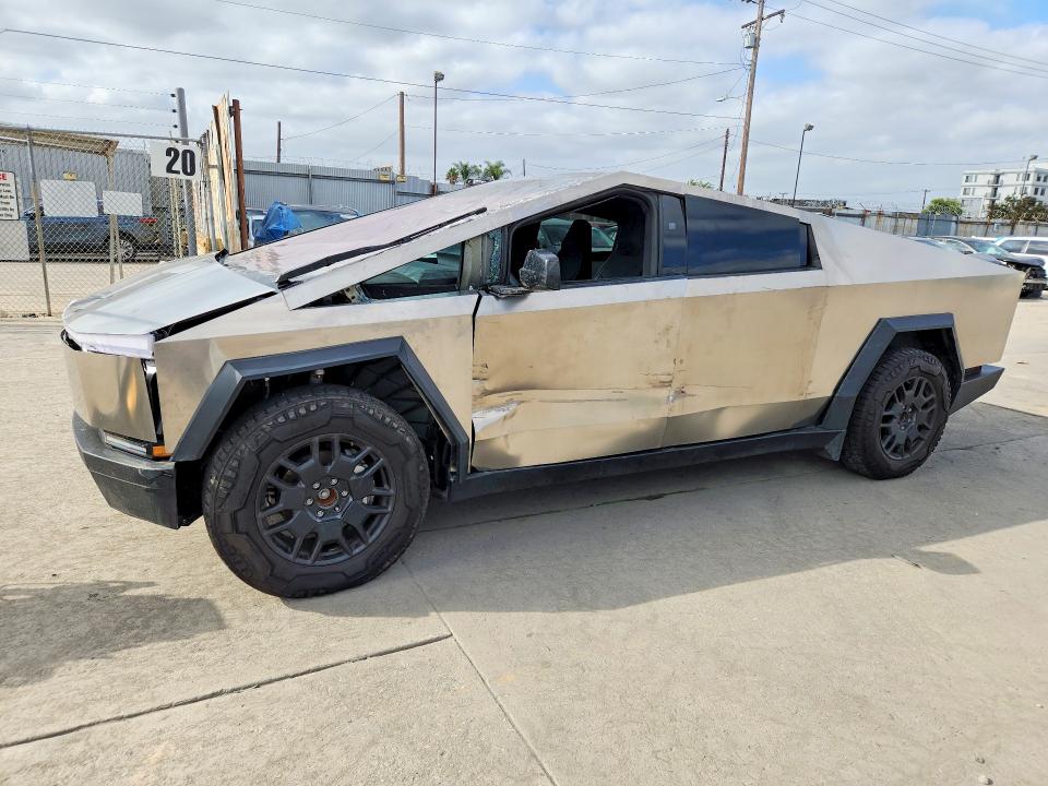 2024 TESLA CYBERTRUCK - Търг №69174746
