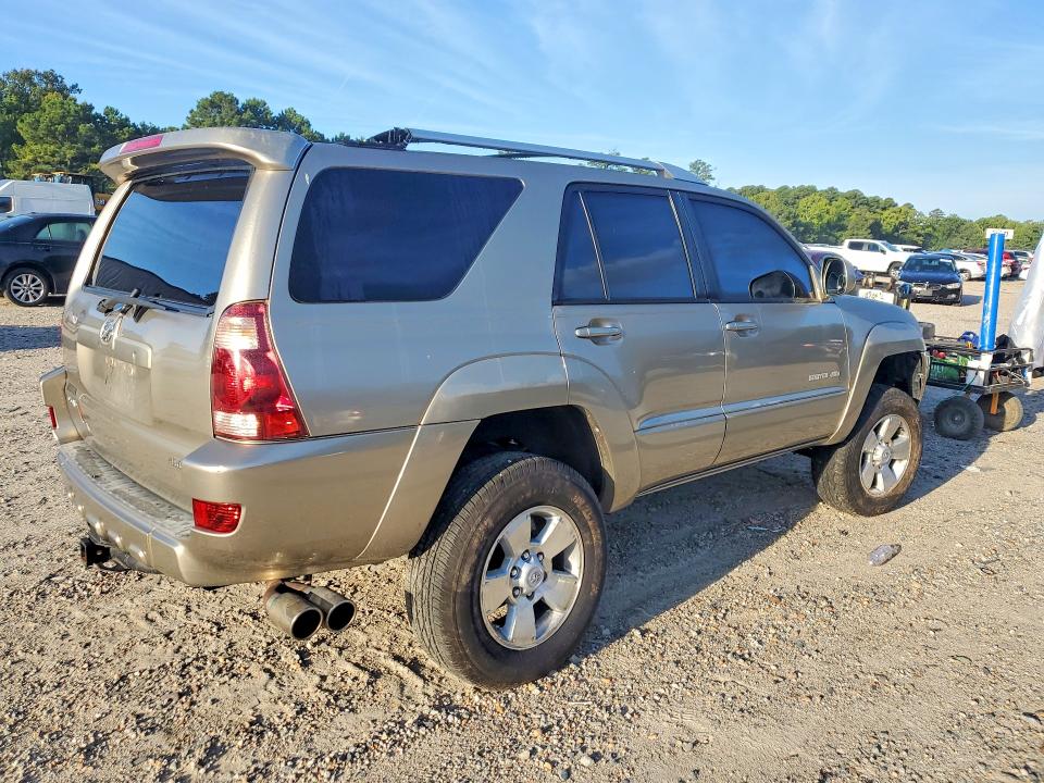 صورة رقم 3 من المزاد - 2004 TOYOTA 4RUNNER مع VIN JTEBT17R448013752