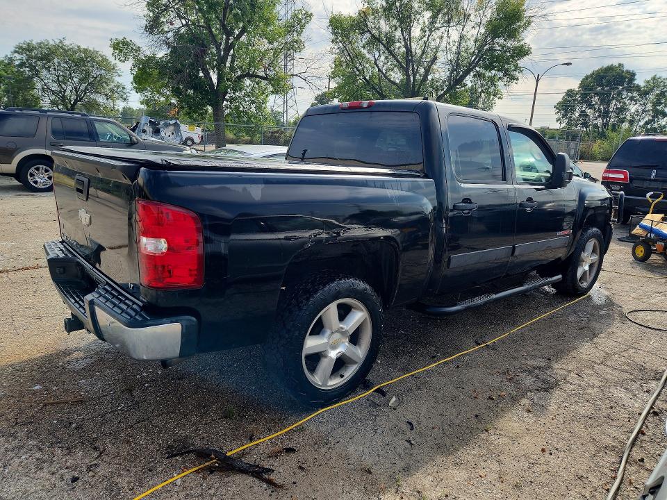 Photo 3 from auction – 2008 CHEVROLET SILVERADO with VIN 2GCFK13Y581278100