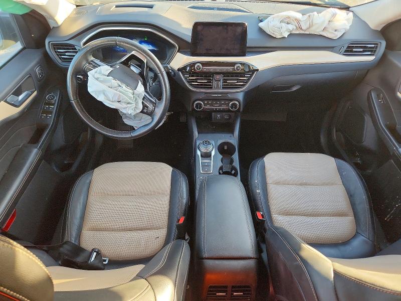Снимка 8 от търг – 2022 FORD ESCAPE с VIN 1FMCU0DZ5NUA05359