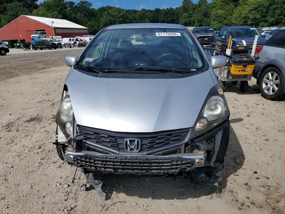 Photo 5 from auction – 2012 HONDA FIT with VIN JHMGE8H59CC038567