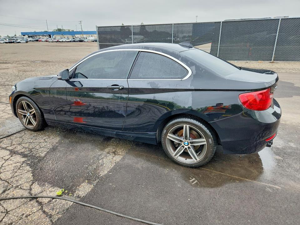 Photo 2 from auction – 2016 BMW 228 with VIN WBA1G9C55GV726605
