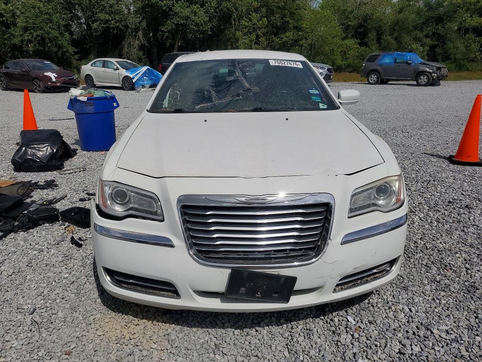 Фото 5 с аукциона – 2014 CHRYSLER 300 с VIN 2C3CCAAG6EH263073